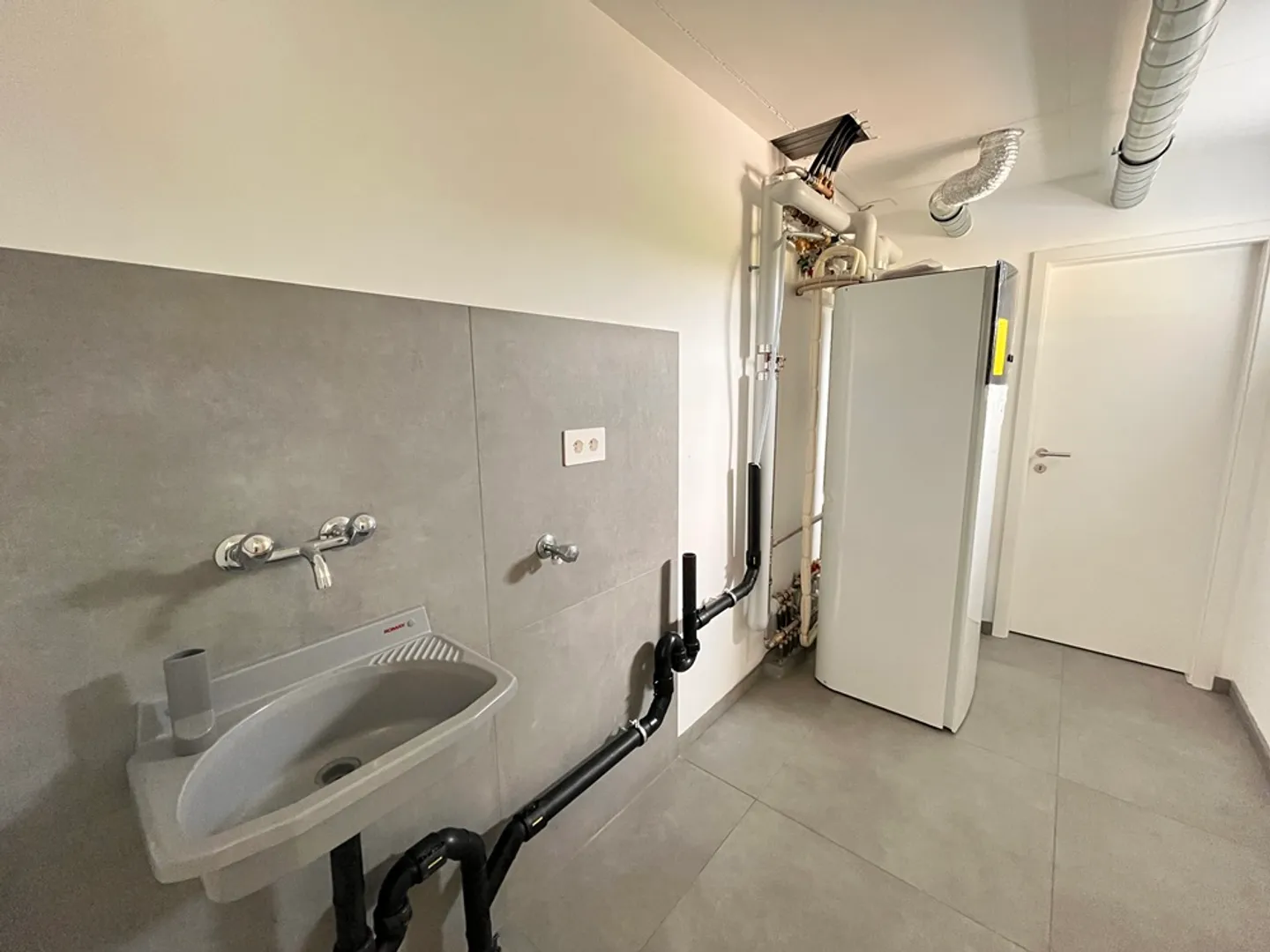 Doppelhaushälfte 5.5 Zimmer - Foto 8 von 13