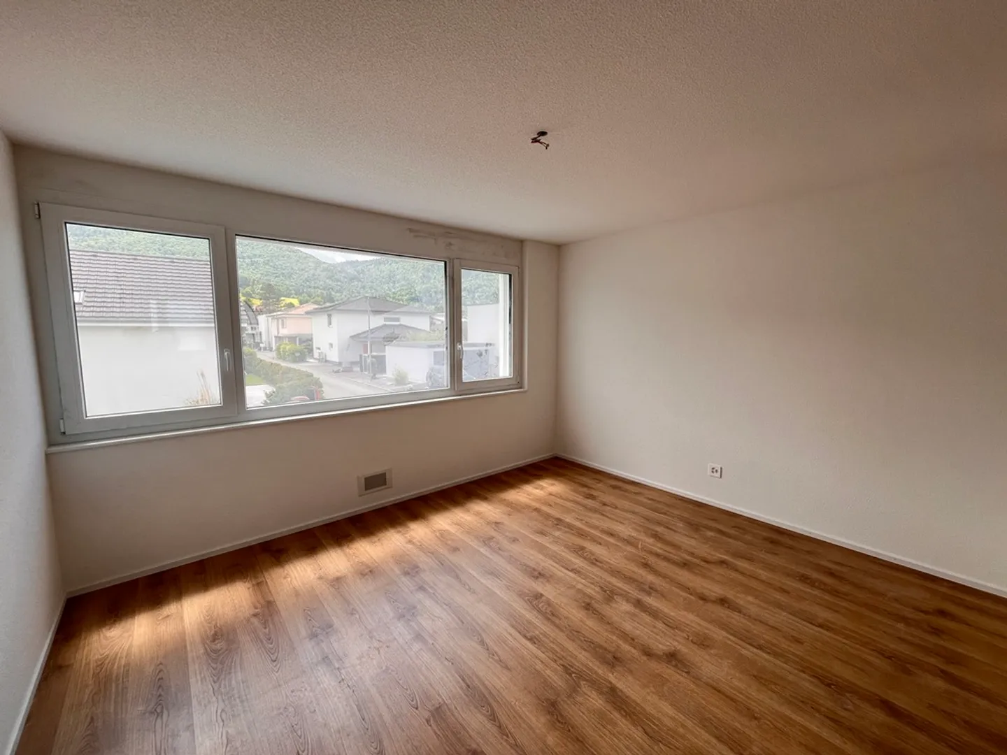 Doppelhaushälfte 5.5 Zimmer - Foto 10 von 13