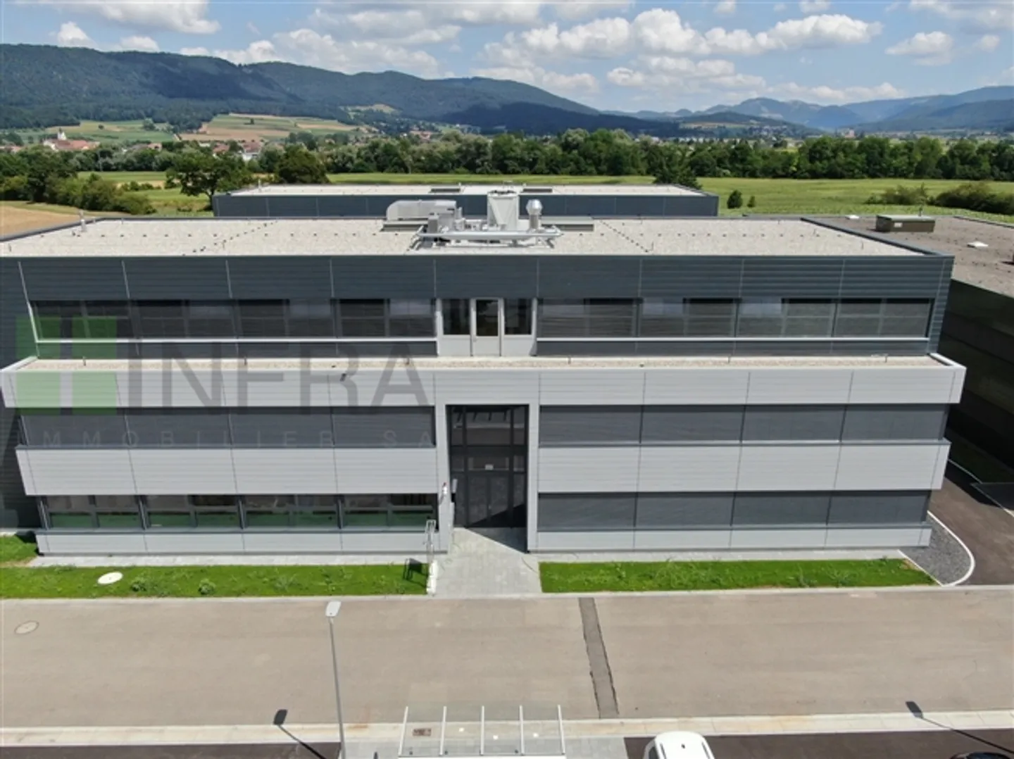 Delémont, Zone Inodel - Commercial building/offices for rent - Photo 5 of 16