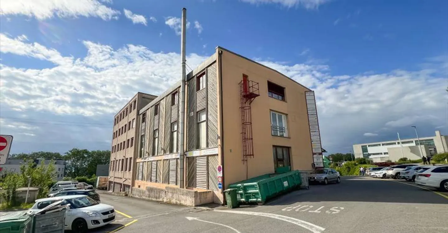 Verwaltung/Büro 425,5 m2 in Morges - Foto 2 von 12