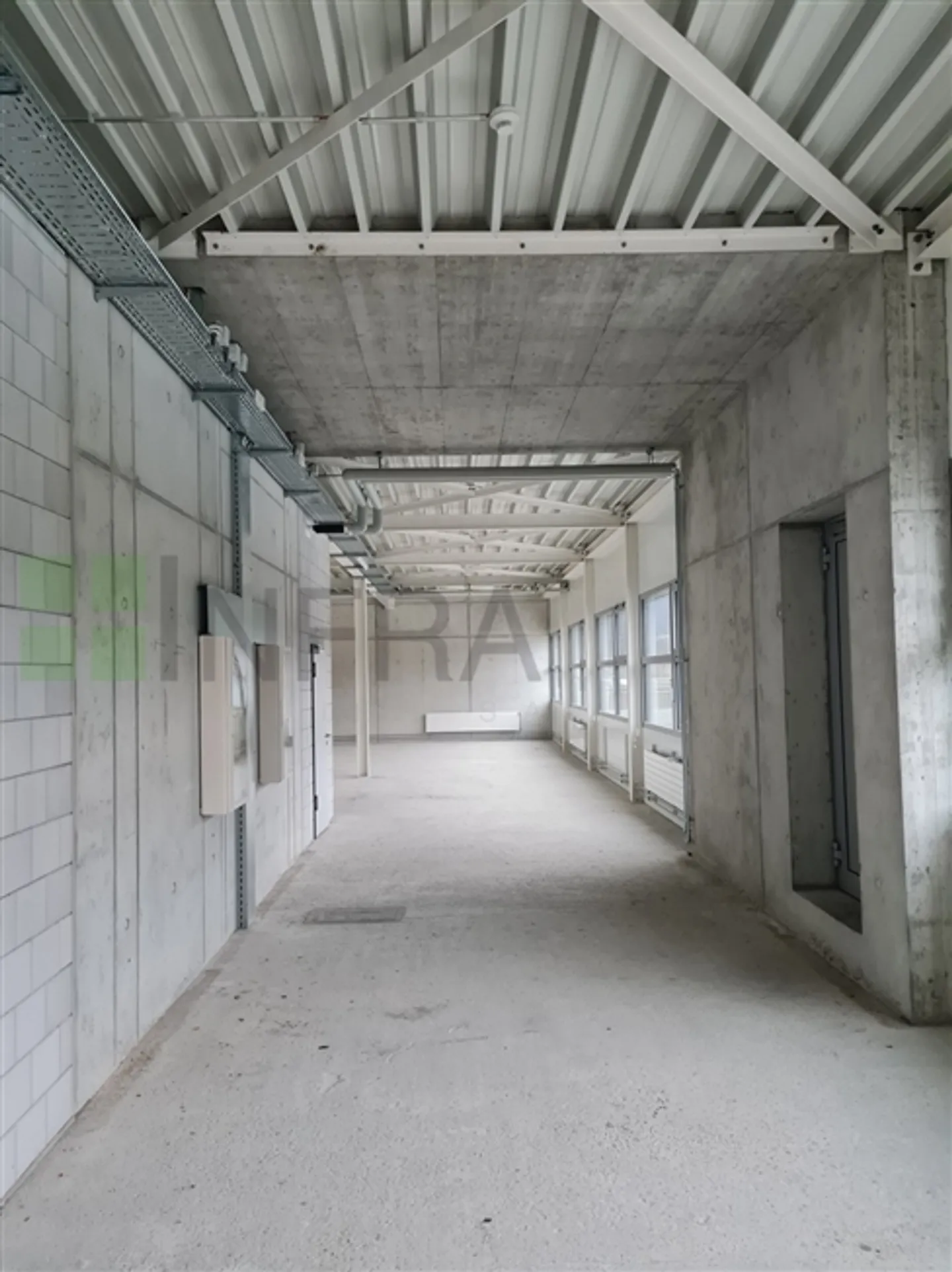 Delémont, Zone Inodel - Commercial building/offices for rent - Photo 11 of 16