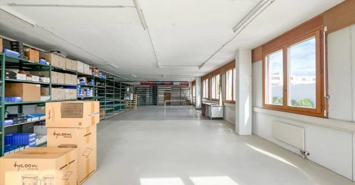 Verwaltung/Büro 425,5 m2 in Morges - Foto 4 von 12
