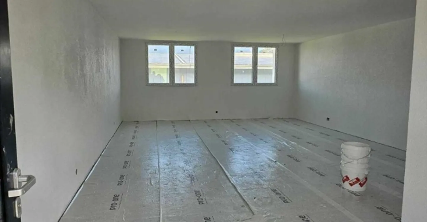 Office space for rent - Photo 2 of 6