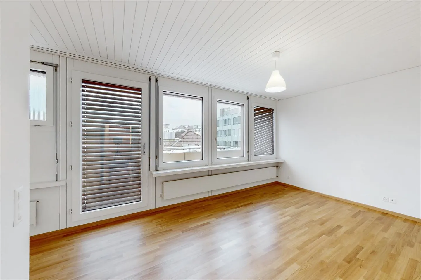 Attique à louer - Photo 4 sur 11