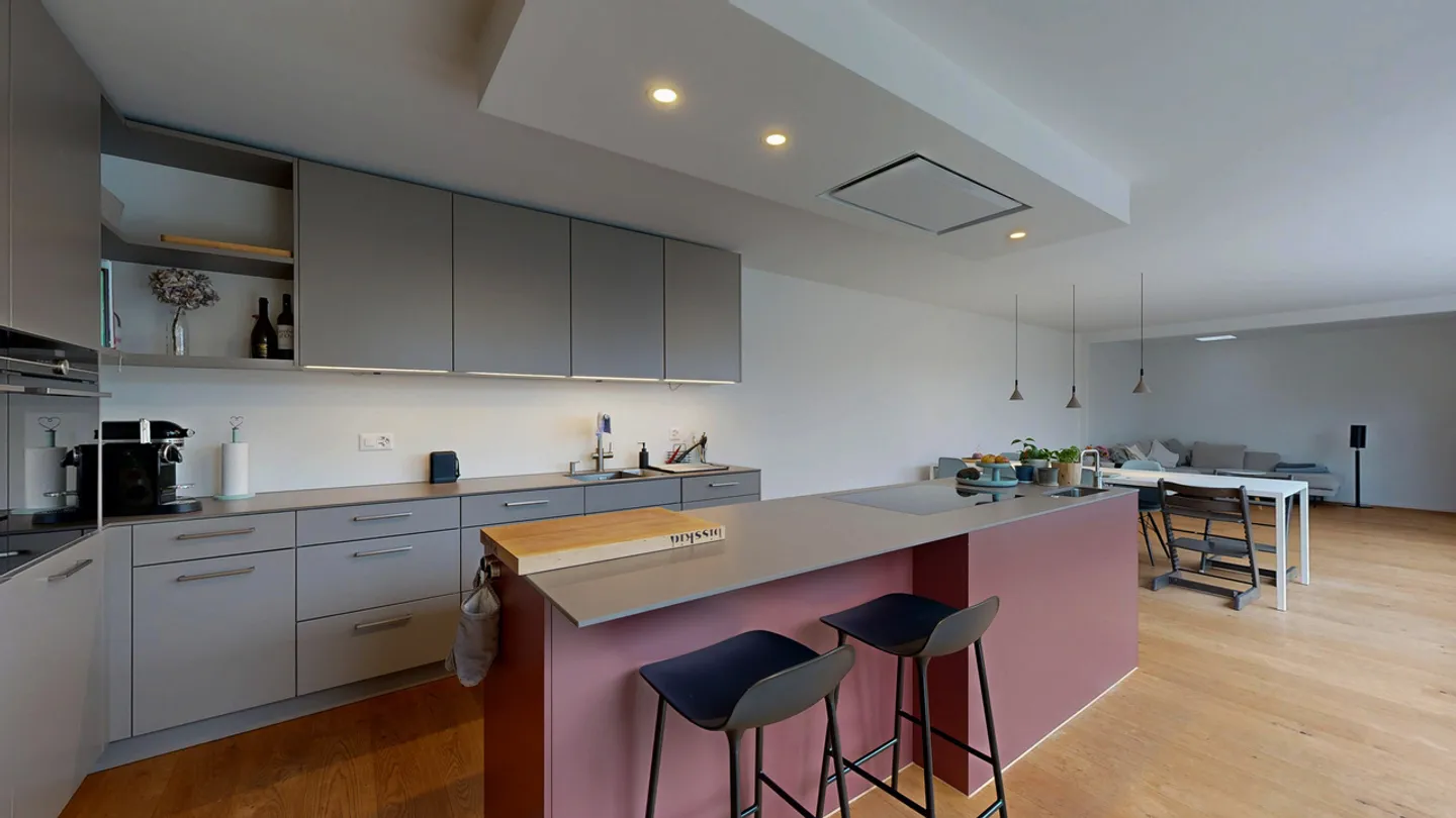 Bellissima casa atrium di 5,5 stanze con garage e posto auto - Foto 1 di 15