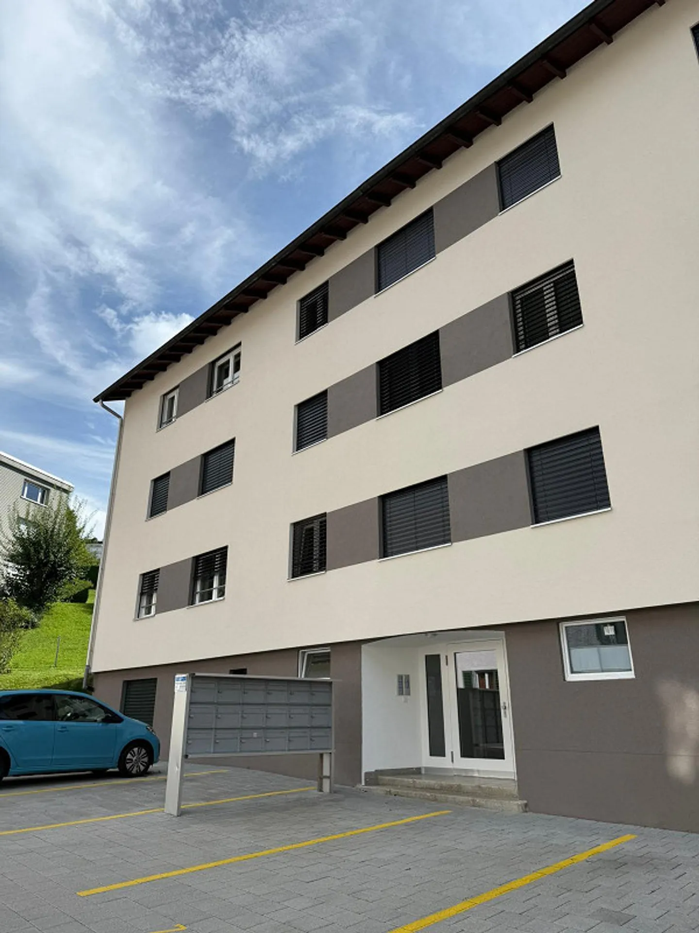 Helle 2.5-Zimmer-Wohnung mit Balkon - Foto 2 von 9