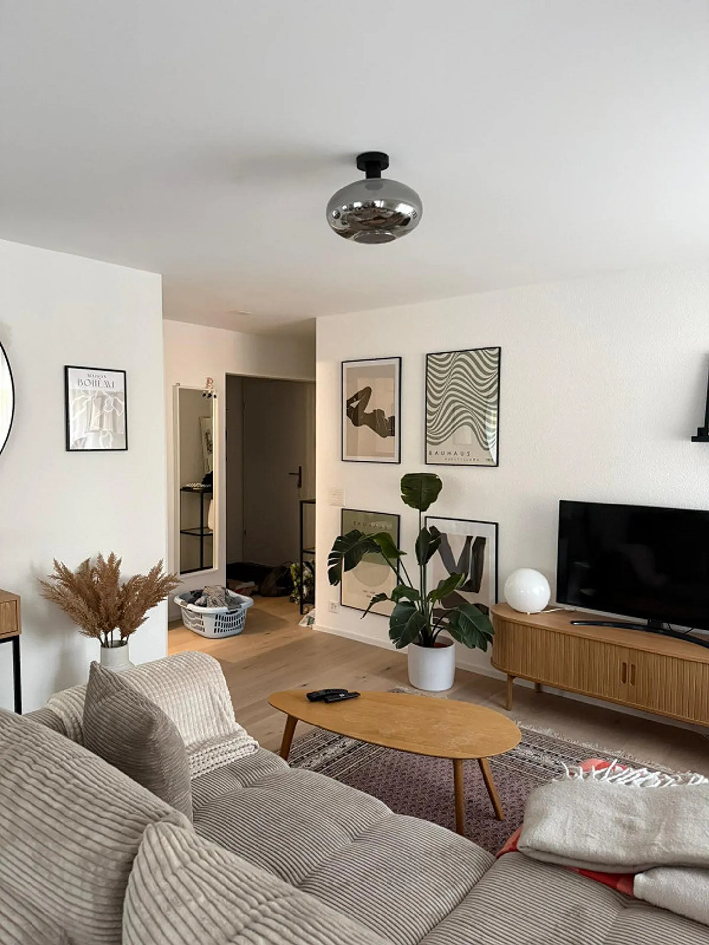 Helle 2.5-Zimmer-Wohnung mit Balkon - Foto 8 von 9
