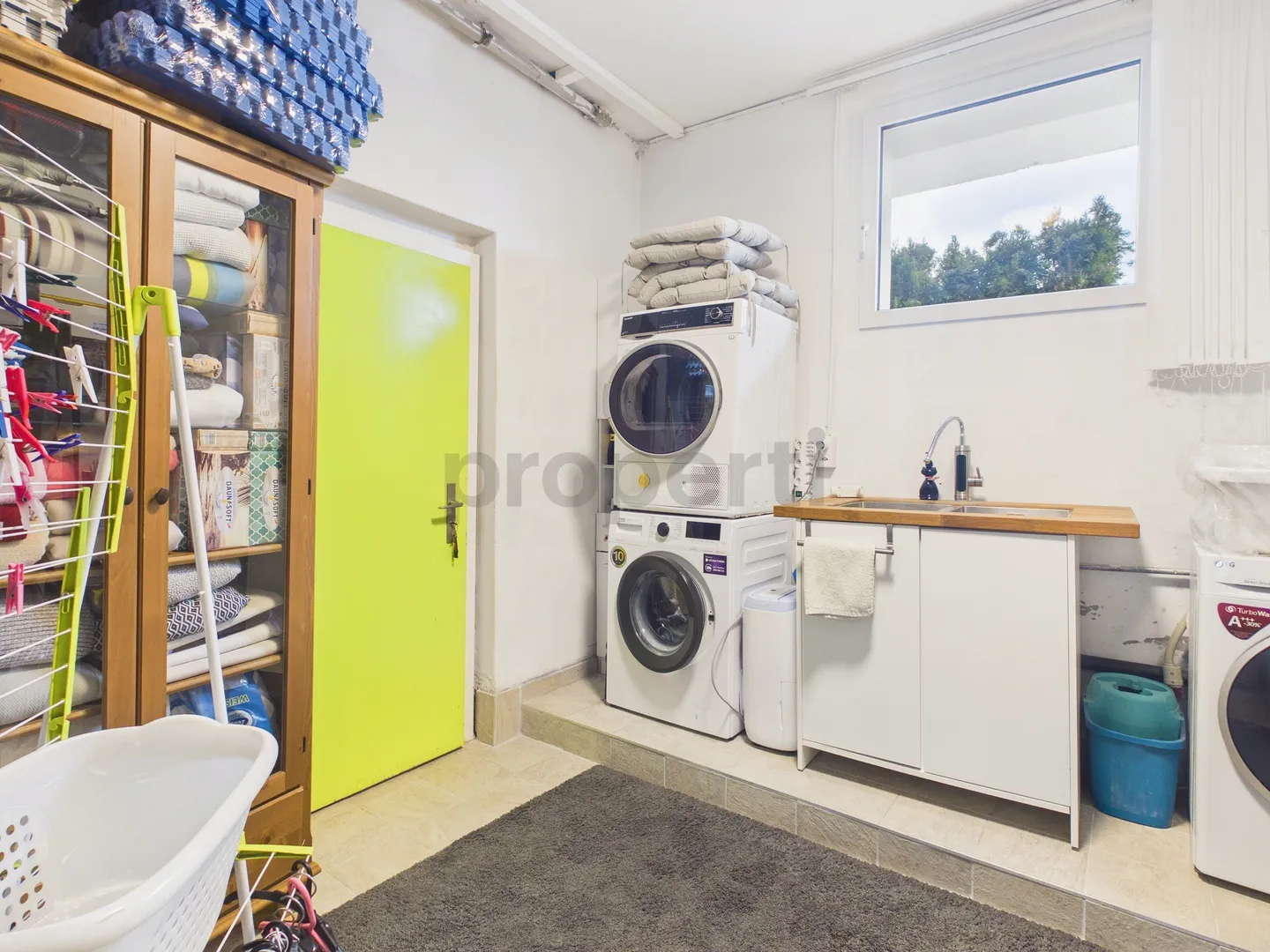 Maison individuelle rénovée de 6,5 pièces avec jardin spacieux à Menziken - Photo 10 sur 12