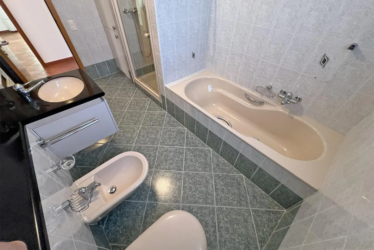 Penthouse spacieux et lumineux 4.5 avec terrasse à Ponte Capriasca - Photo 6 sur 10