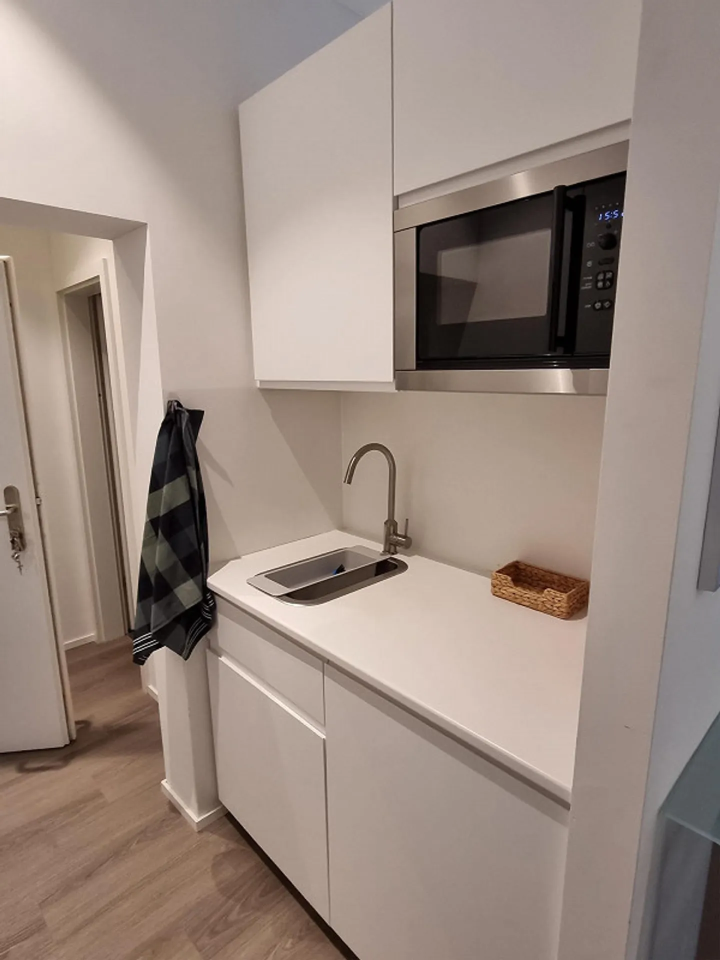 Furnished apartment at Römerhof (!Top location!) - Photo 2 of 3