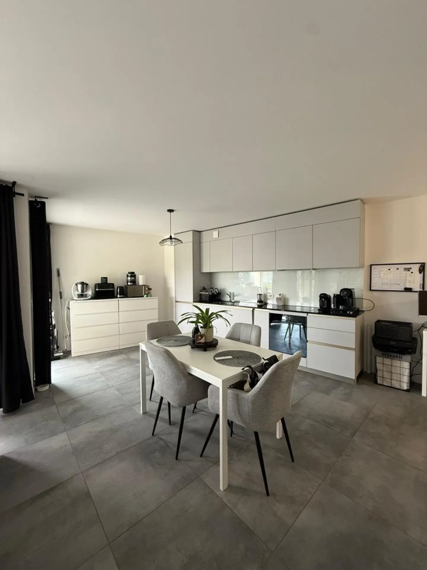Appartement de 2.5 pièces au 1er étage - Photo 3 sur 12