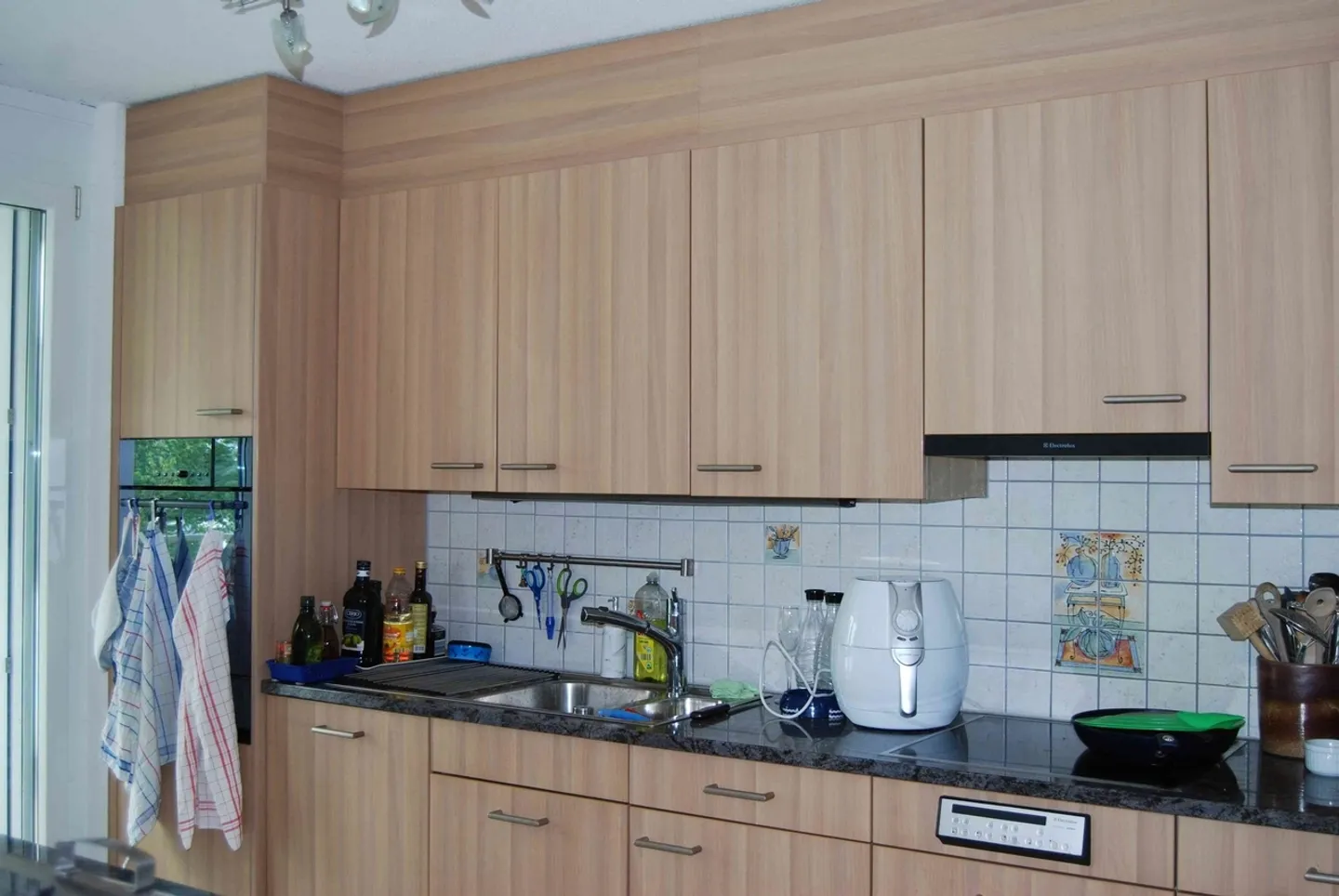 Spacious 5.5-Room Apartment with River View in Port - Photo 4 of 8