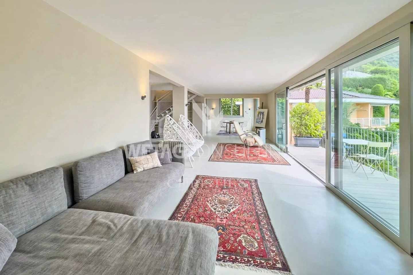 Ronco sopra Ascona: Villa bifamiliare moderna con due appartamenti & ... - Foto 7 di 13