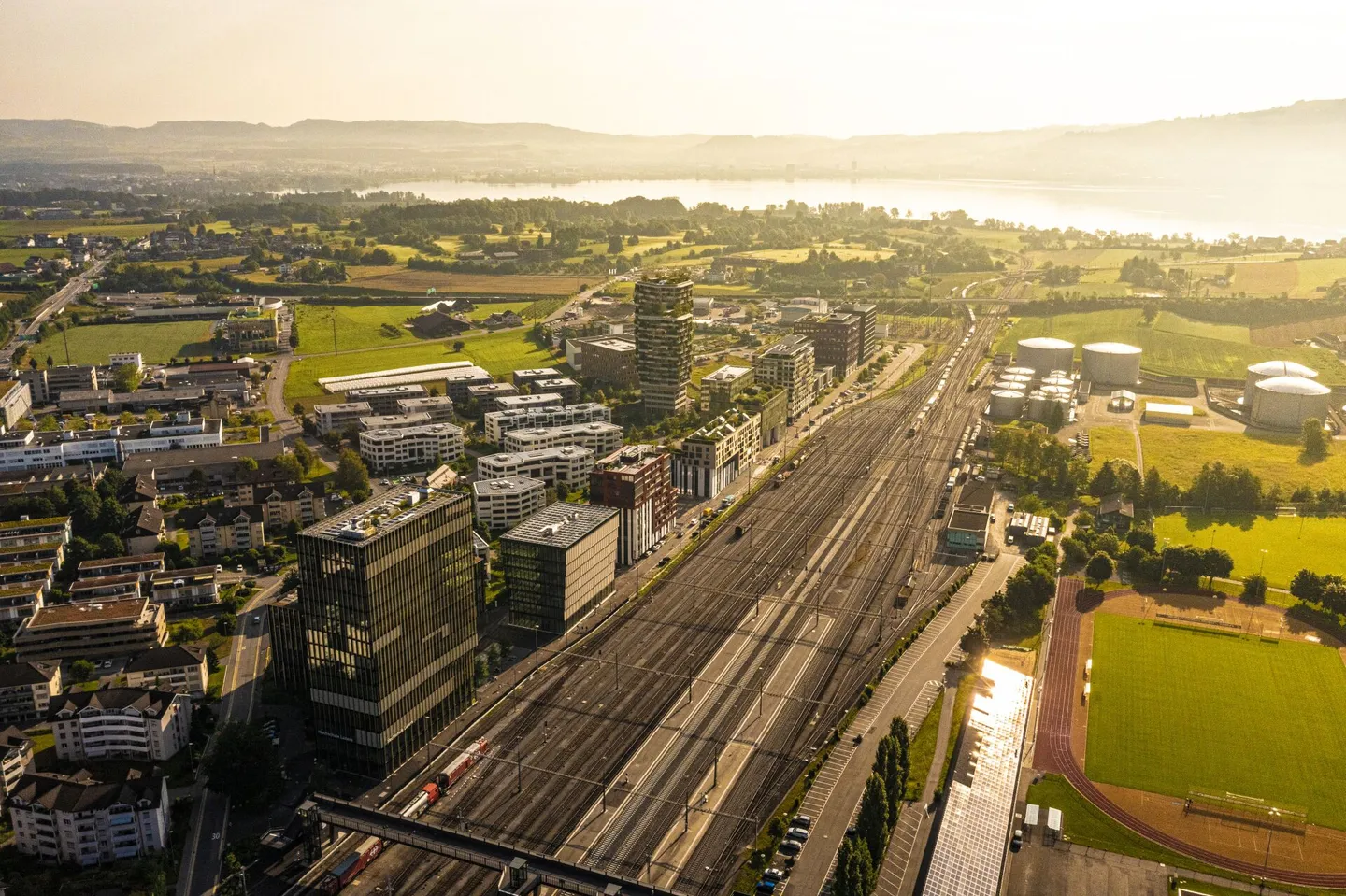 Sostenibile. Moderno. Centrale. Il tuo nuovo spazio ufficio nella Suurstoffi - Foto 4 di 4
