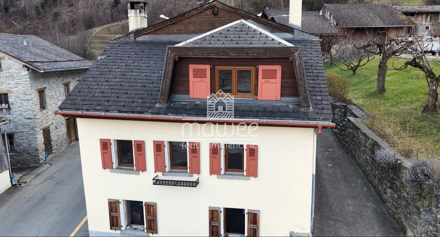 3.5-room duplex apartment to renovate – Martigny-Croix (Brocard) - Photo 1 of 5