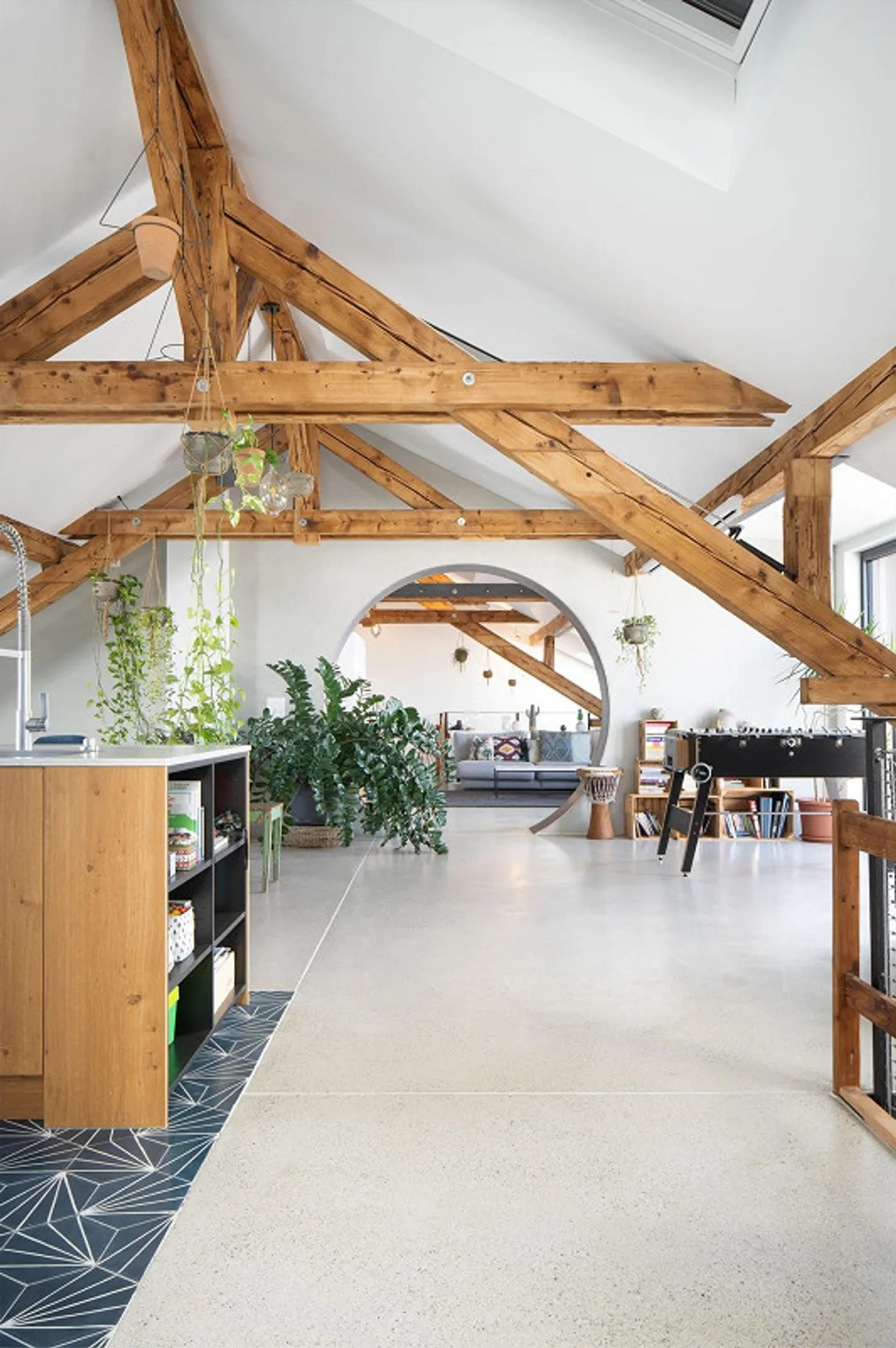 Spectacular Penthouse with Large Terrace - Photo 3 of 12