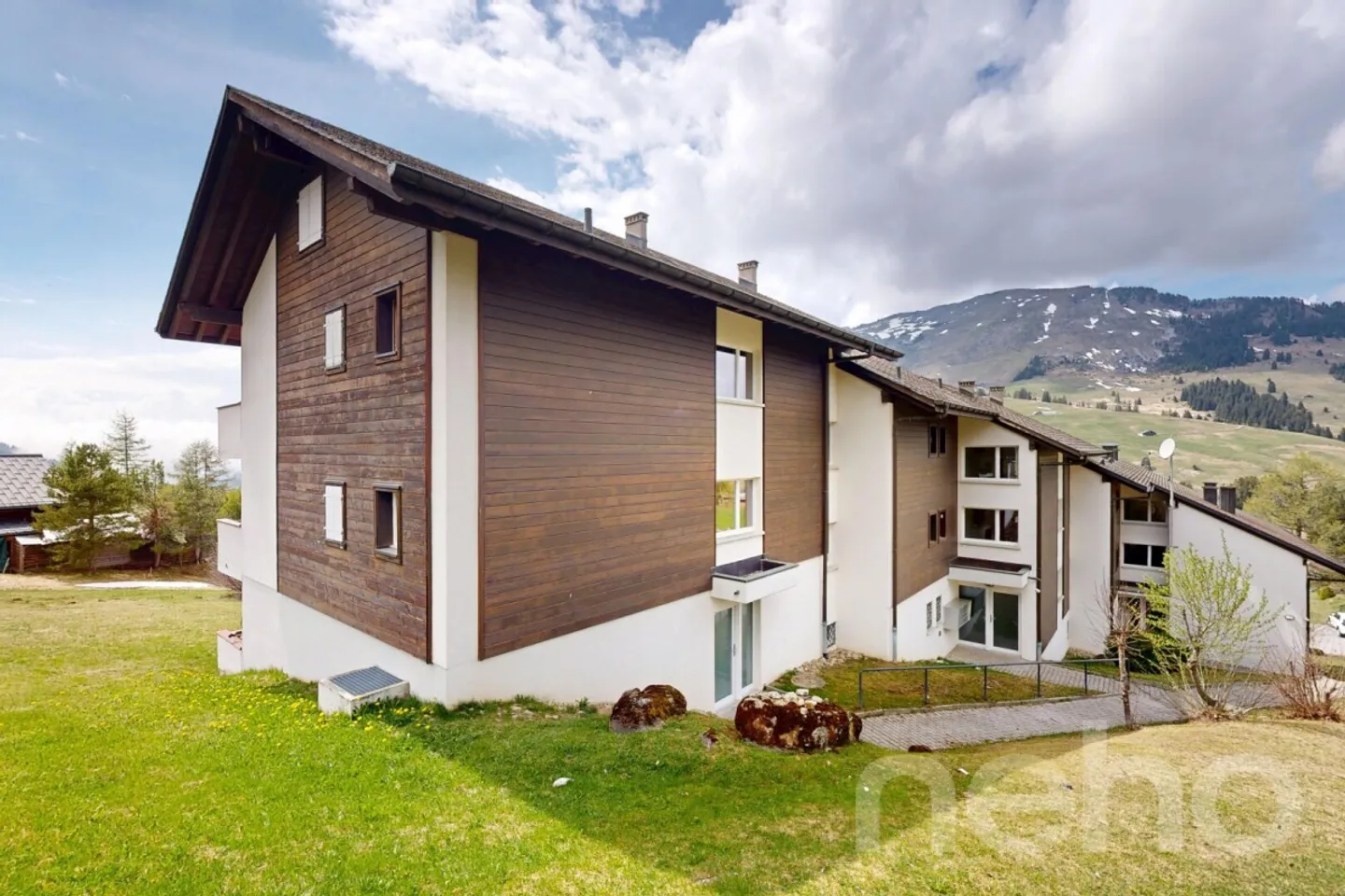 Esclusivo: studio con balcone - Foto 9 di 12