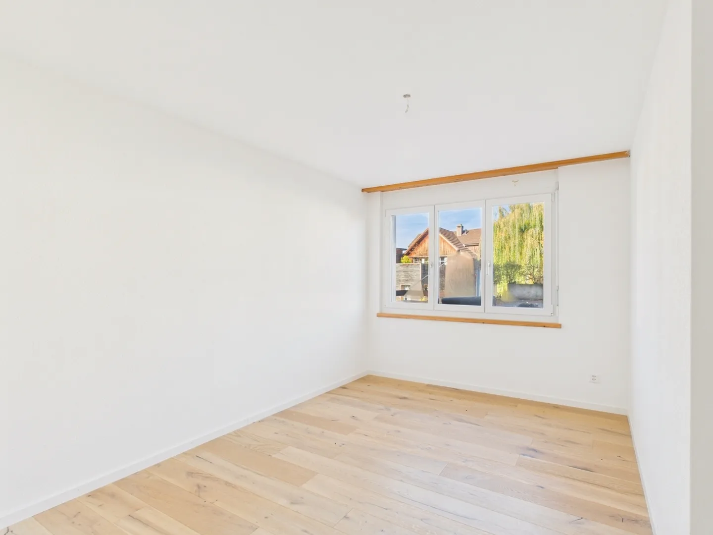 Apartment for rent - Photo 9 of 13