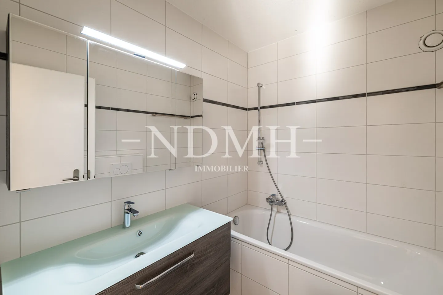Renovated Family Apartment in Sion - Photo 13 of 14