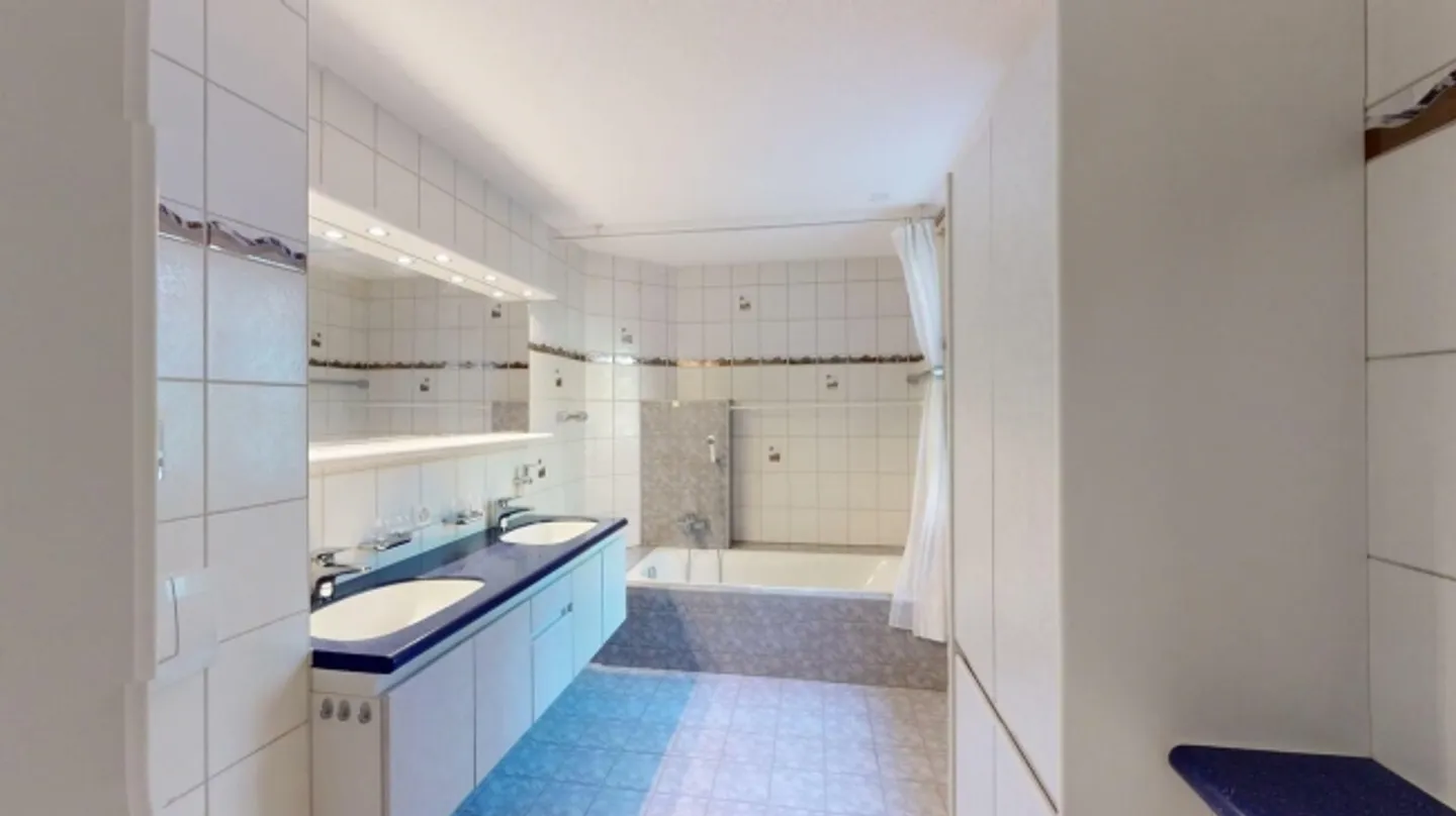 Quiet location with unobstructed view into the greenery - Photo 11 of 13