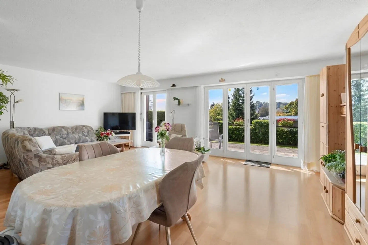 Ottima casa a schiera d'angolo in un quartiere popolare - Foto 5 di 17