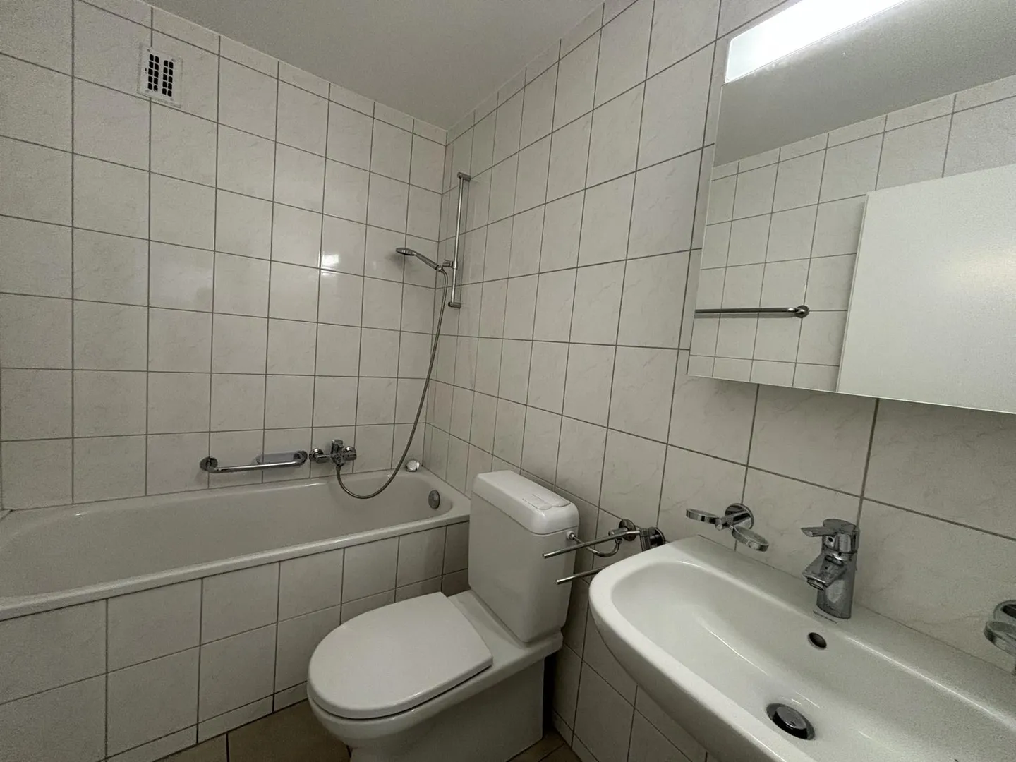 For rent? 2-room apartment on the ground floor in Peseux - Photo 6 of 6