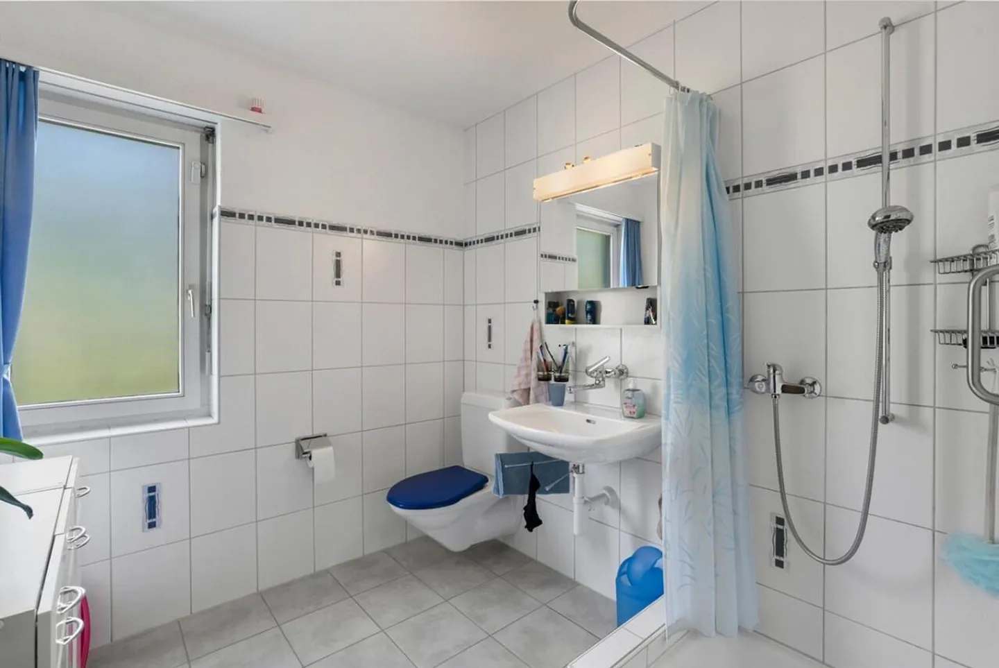 Ottima casa a schiera d'angolo in un quartiere popolare - Foto 8 di 17