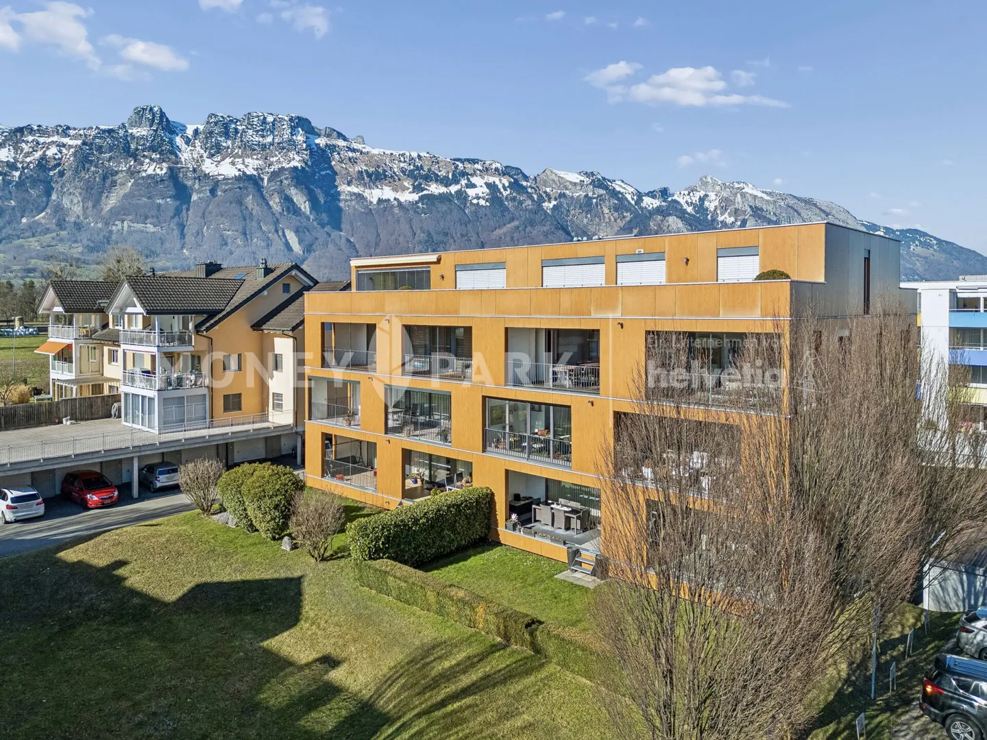 Appartement 4.5 pièces avec un impressionnant espace extérieur et panorama sur les montagnes - Photo 1 sur 13