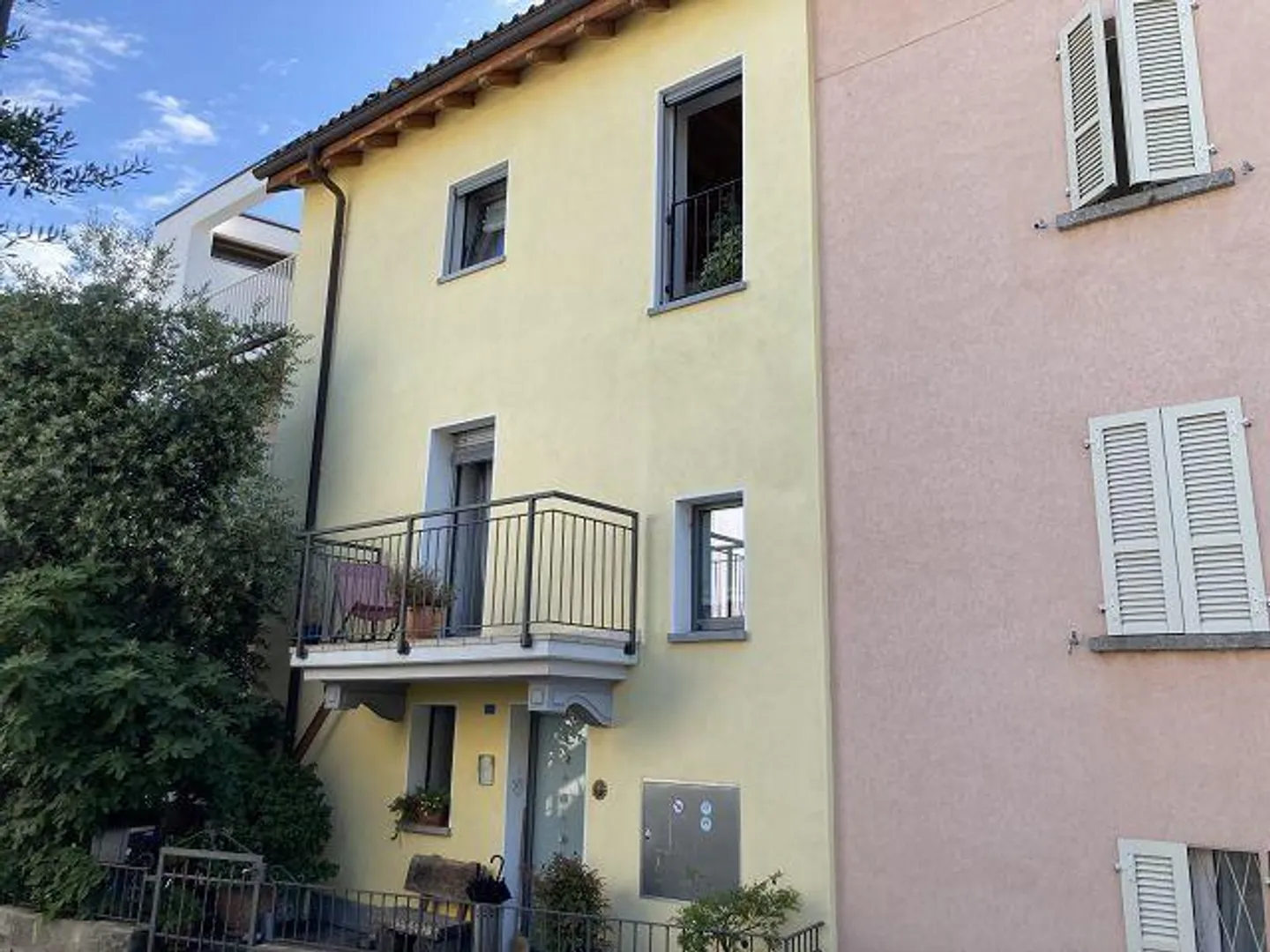 Incantevole casa di paese a Monte Carasso - Foto 1 di 43