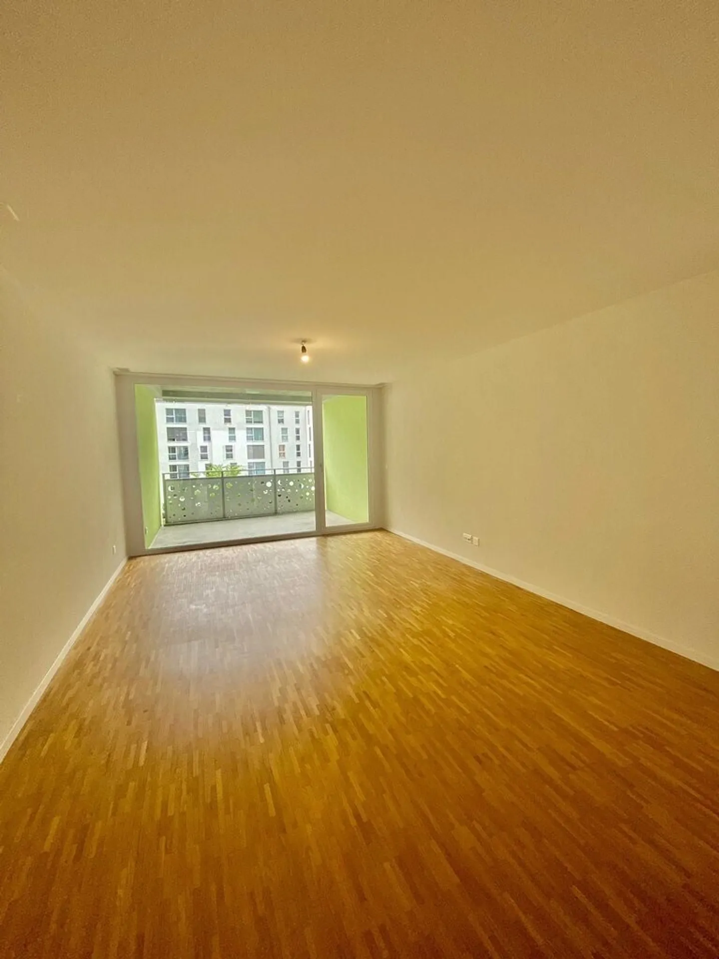 To seize! Superb apartment close to the city center of Sierre! - Photo 4 of 12