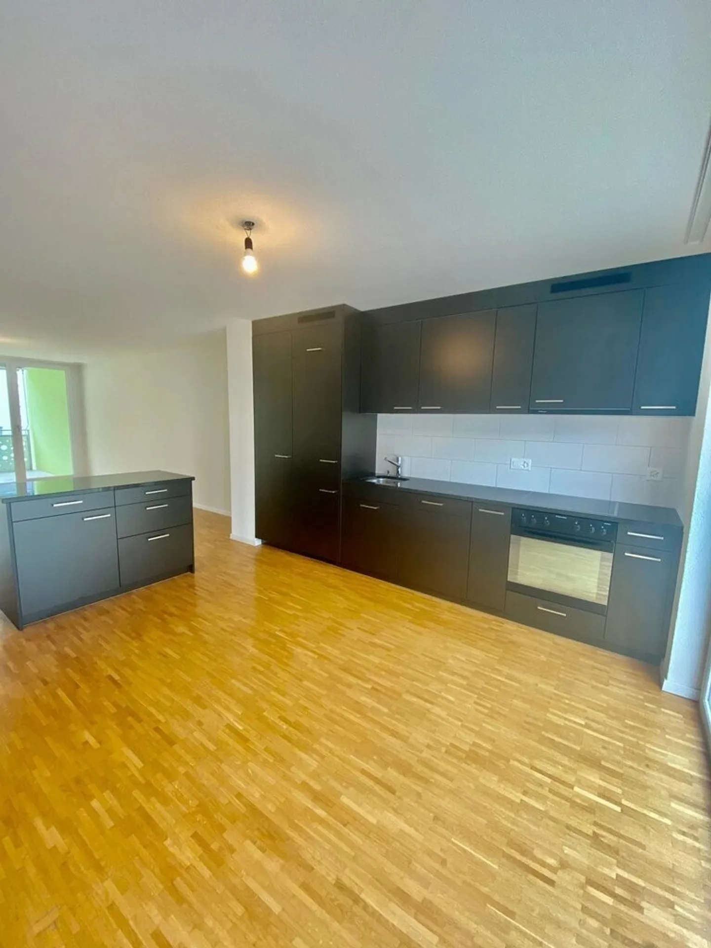 To seize! Superb apartment close to the city center of Sierre! - Photo 6 of 12