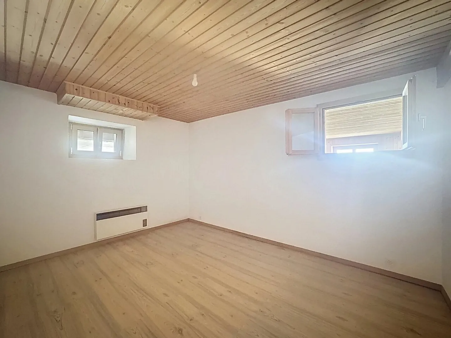 «Renoviertes 2.5-Zimmer-Apartment in Torgon» - Foto 3 von 9