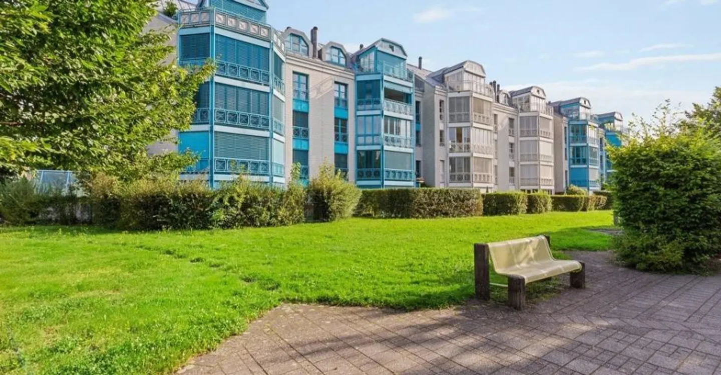 La tua nuova casa con giardino d'inverno - Foto 1 di 8