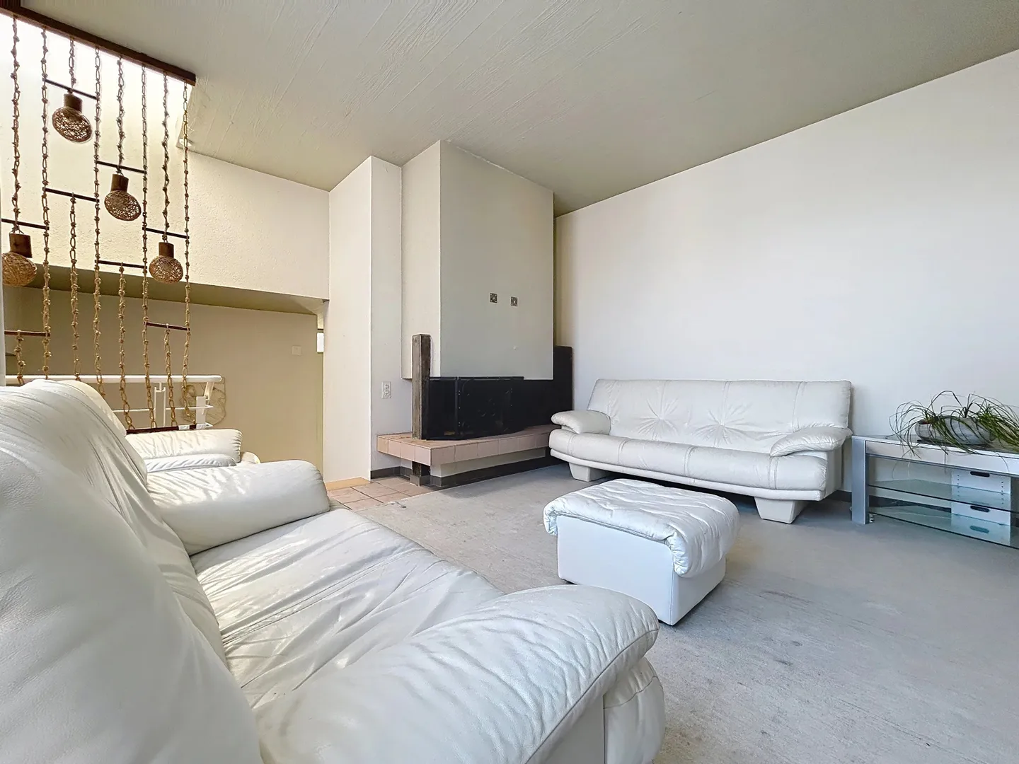 Individual villa in the heights of Neuchâtel, lake and Alps view - Photo 3 of 11