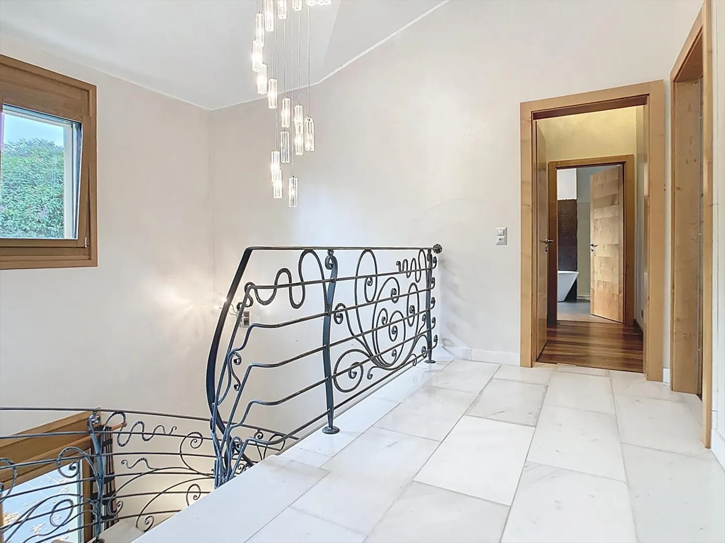 Maison 11 pièces - Photo 5 sur 13
