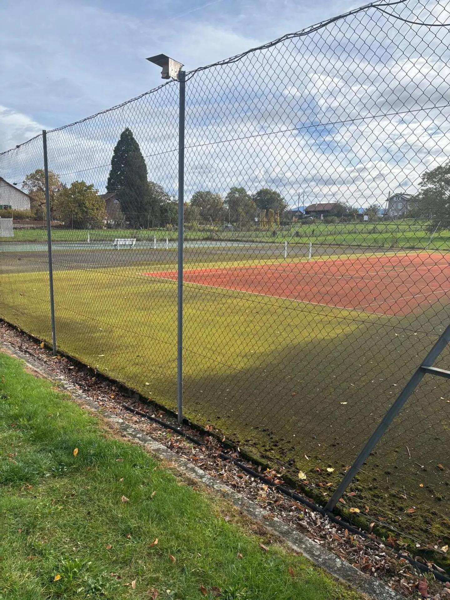Campi da tennis in affitto a Mategnin - Foto 4 di 6