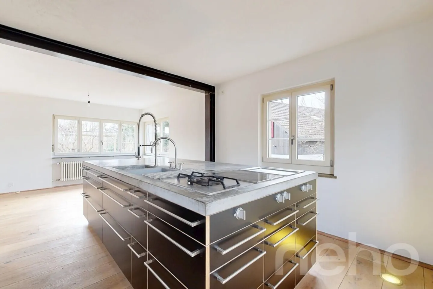 Incantevole Casa Familiare con Giardino - Foto 4 di 11