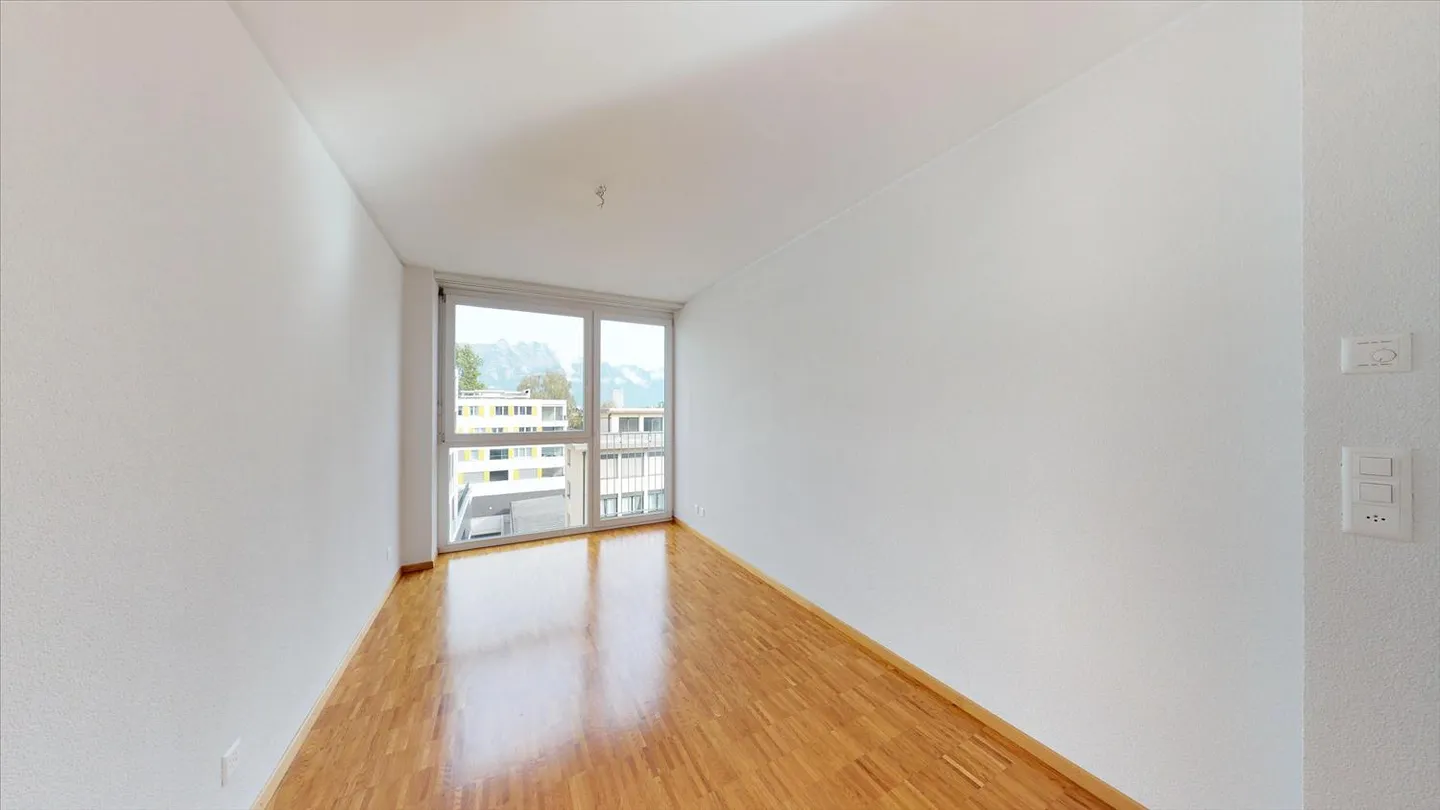 Apartment for rent - Photo 8 of 10