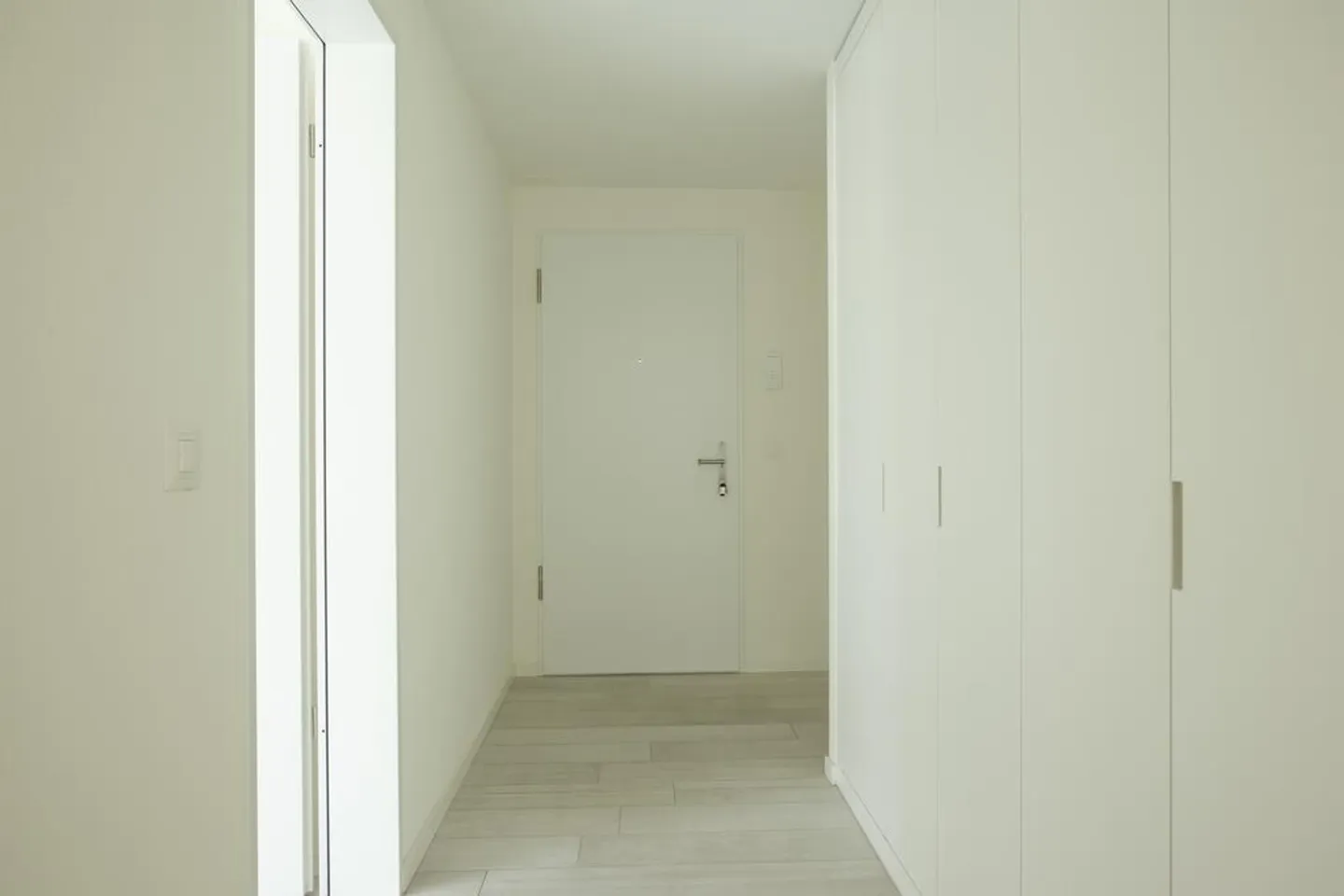 High-quality 3.5 room apartment in ownership standard - Photo 2 of 12