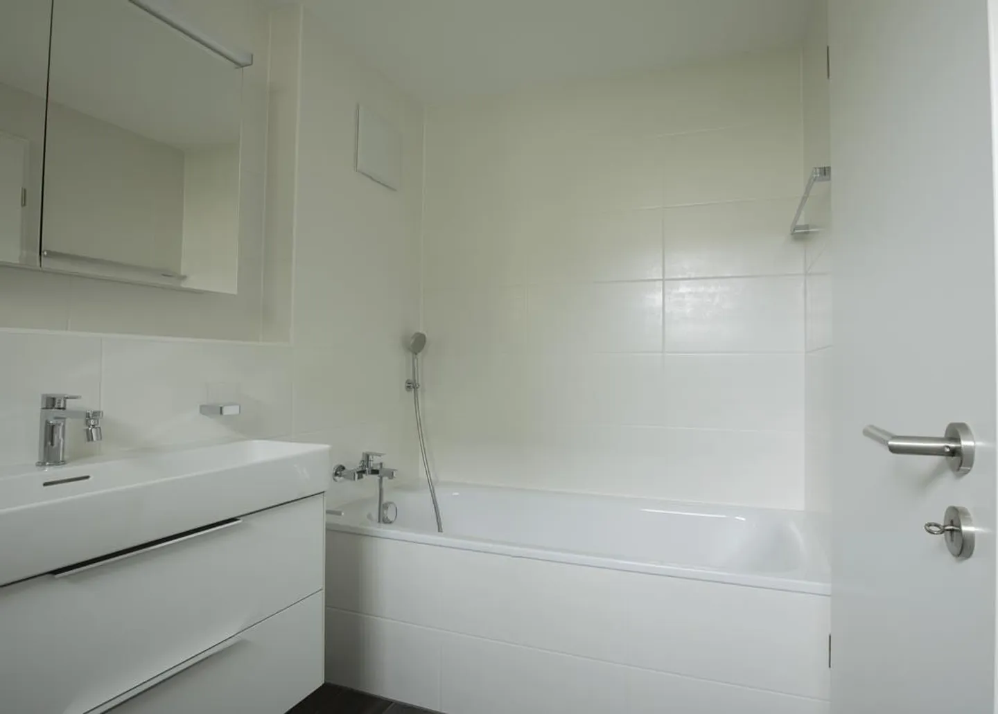 High-quality 3.5 room apartment in ownership standard - Photo 5 of 12