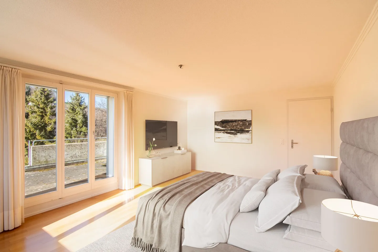 Spacious 6-Room Double Family House with Country House Character and Sunny Garden in Quiet Location near Bern. - Photo 13 of 32