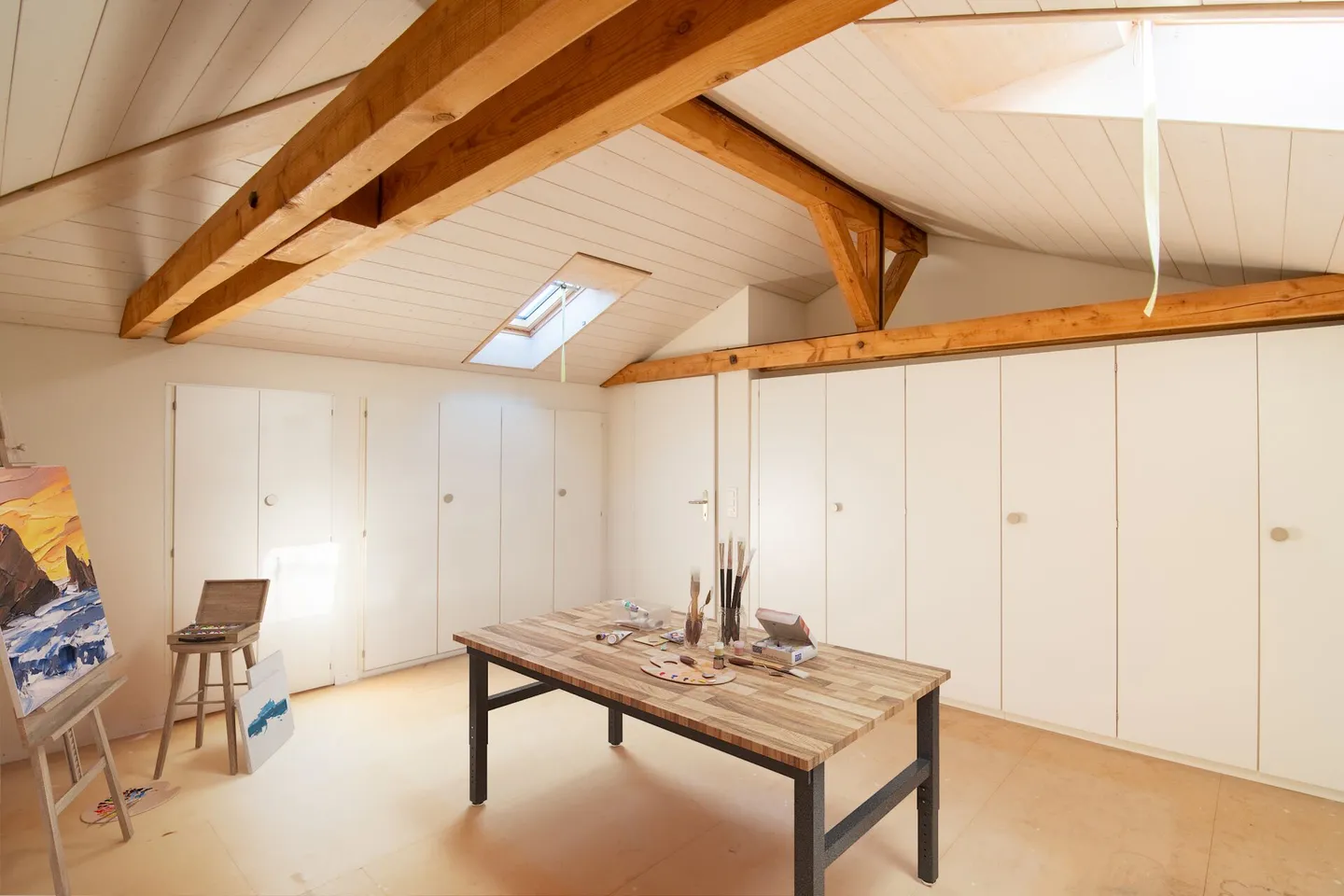 Spacious 6-Room Double Family House with Country House Character and Sunny Garden in Quiet Location near Bern. - Photo 17 of 32