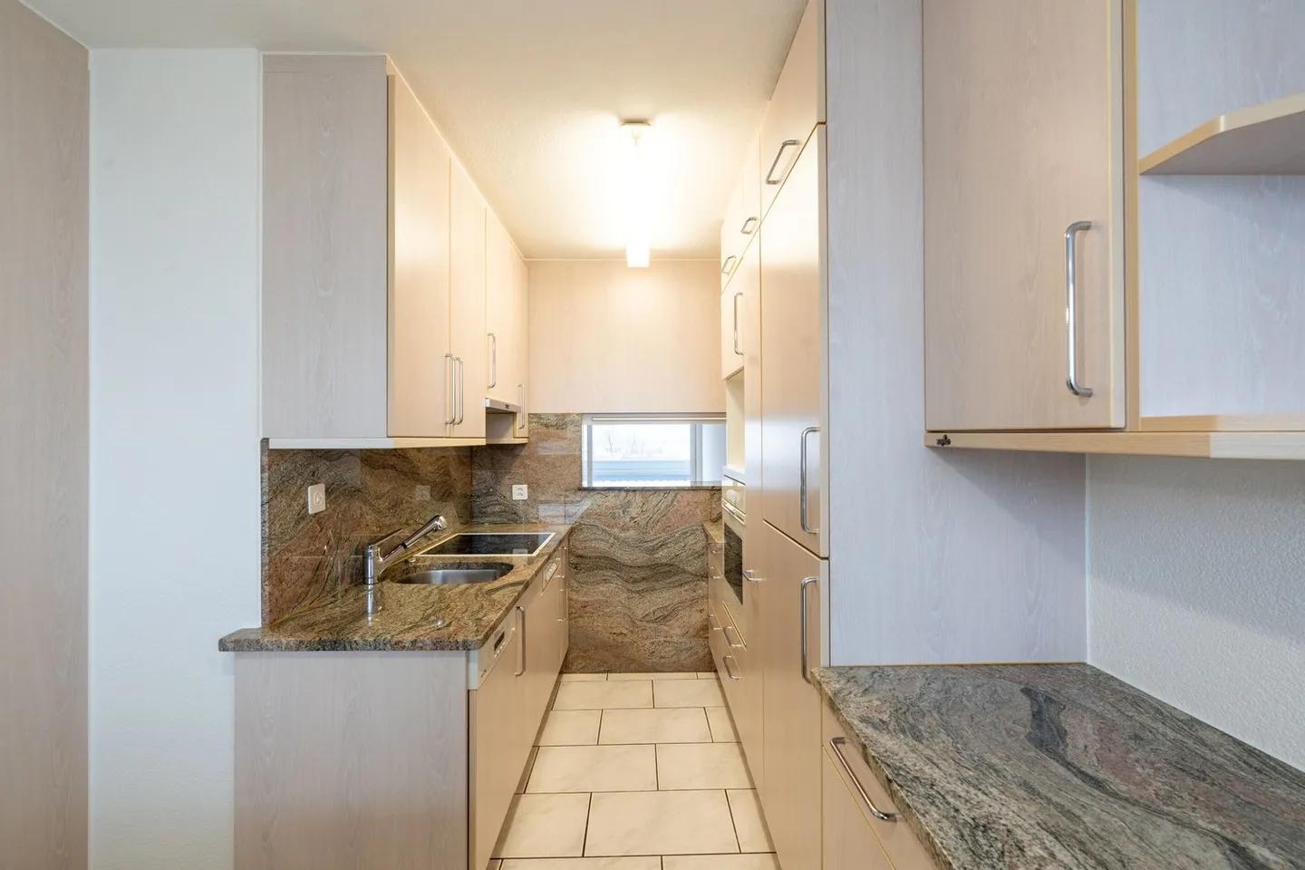 Appartement en duplex de 4,5 pièces avec aménagement flexible - Photo 2 sur 16