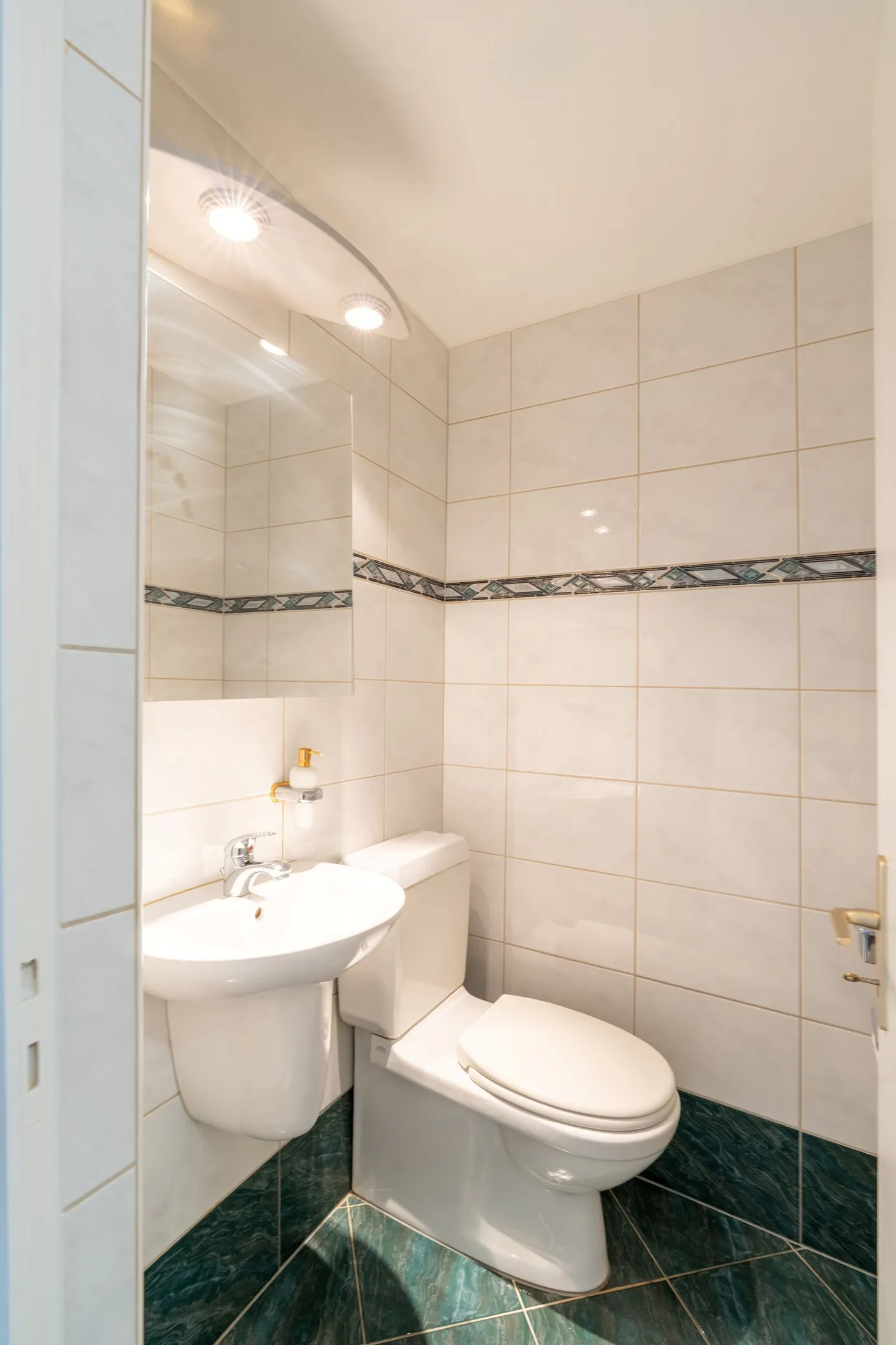 Appartement en duplex de 4,5 pièces avec aménagement flexible - Photo 5 sur 16