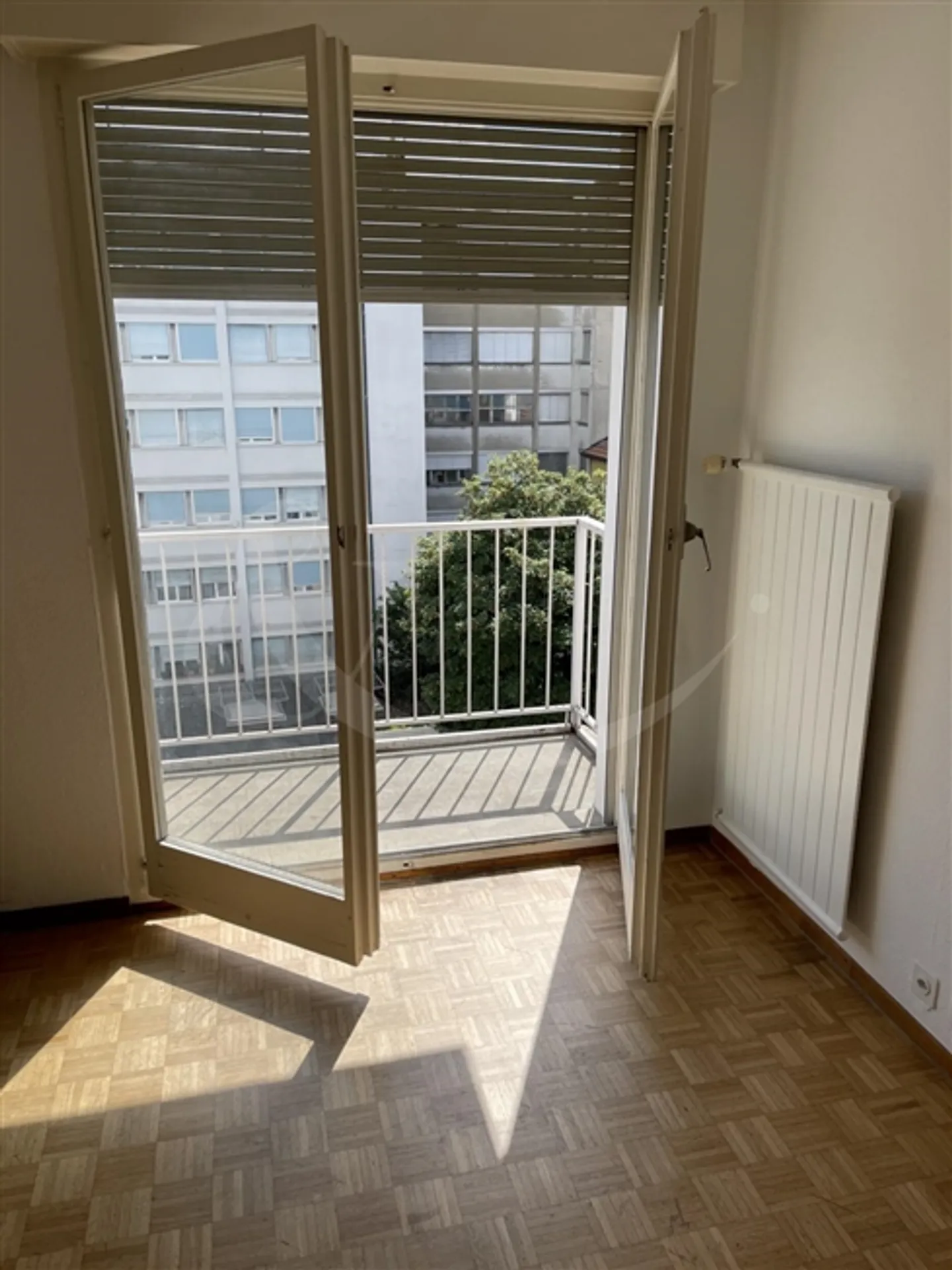 «8 Av. Henri-Dunant, 2 Zimmer» - Foto 4 von 5