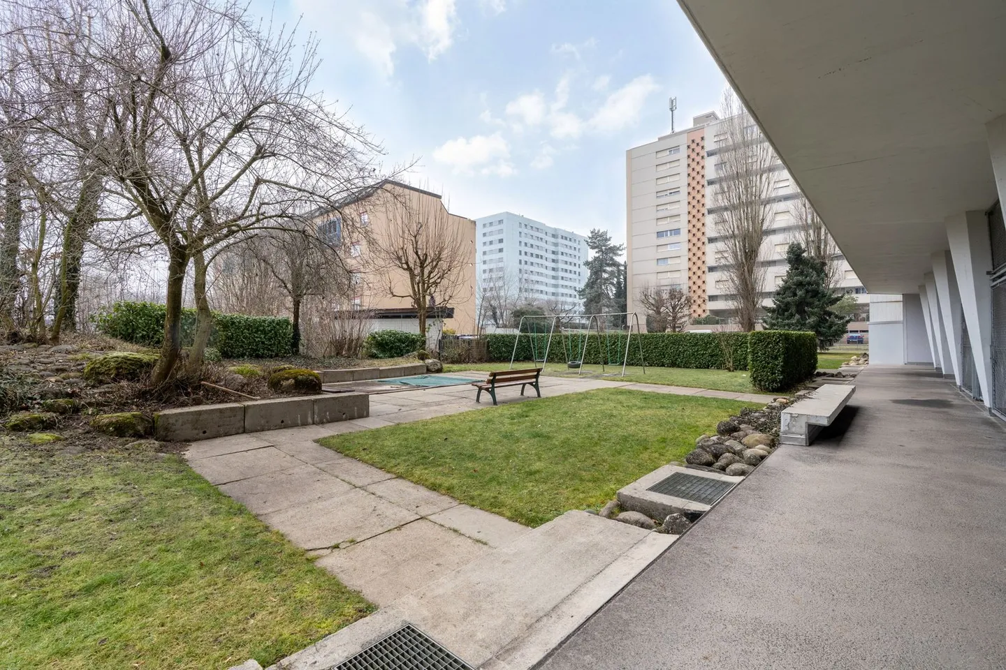 Appartement en duplex de 4,5 pièces avec aménagement flexible - Photo 14 sur 16