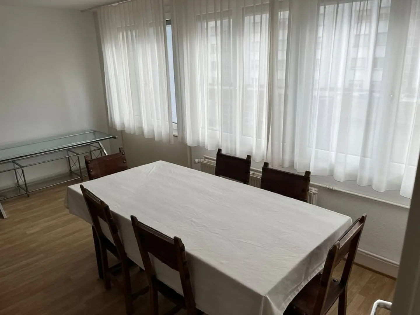 À louer - Appartement meublé 4 pièces à Genève (Rue de Bâle) - Photo 7 sur 9