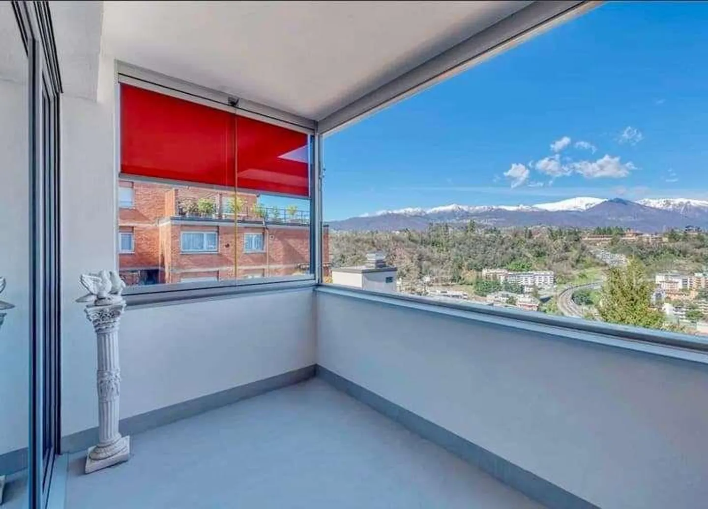 Appartamento con 3,5 stanze e vista lago - Foto 8 di 11