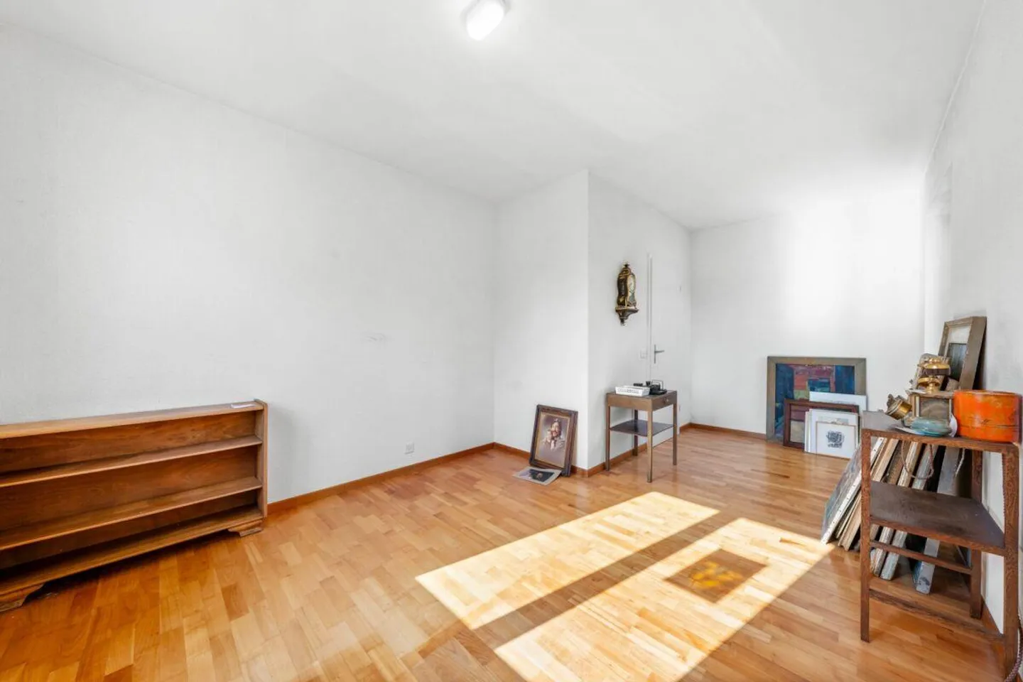 Stylish House in Prime Location - Photo 19 of 21