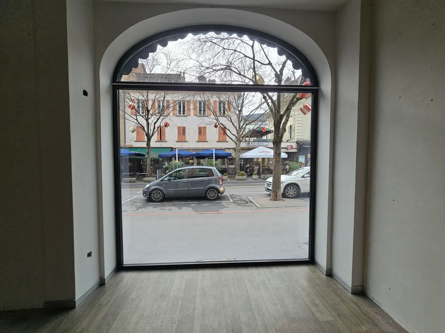 Attività locale nel centro di Sierre - Foto 6 di 8